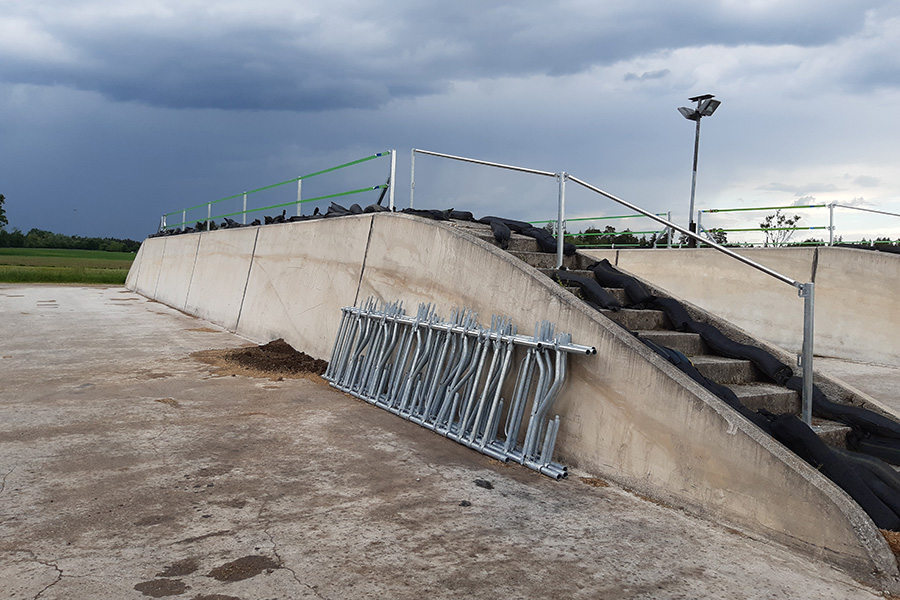 Beispiel Aufstieg Fahrsilogeländer