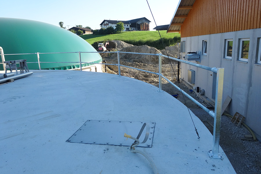 Geländersystem z.B. für Biogasanlage